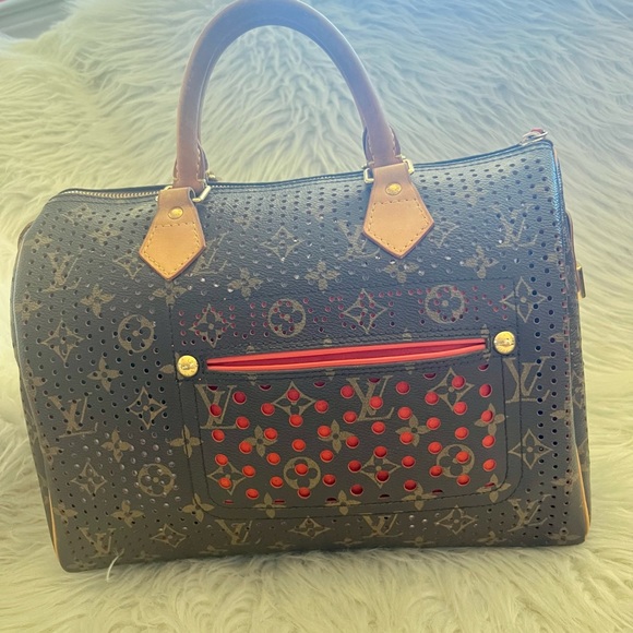 EUC (like new) Lv Perforated Speedy 30 - Picture 13 of 13